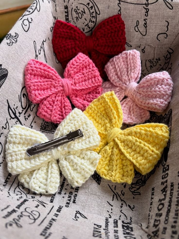 Petal Accent Ruffled Crochet Scrunchie