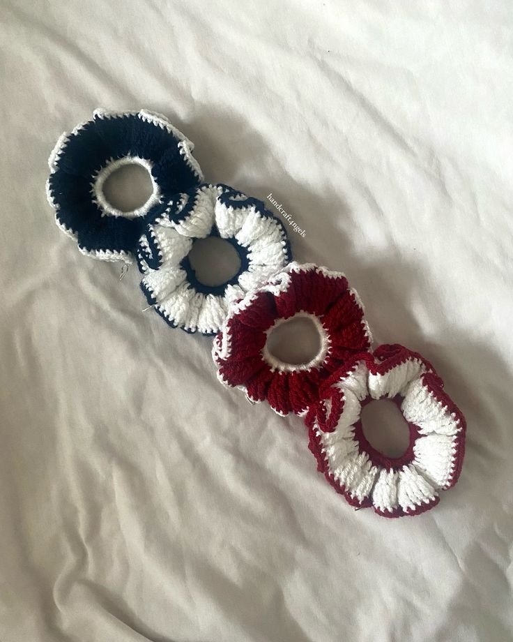 Cozy Dual-Use Crochet Hand & Wrist Bands
